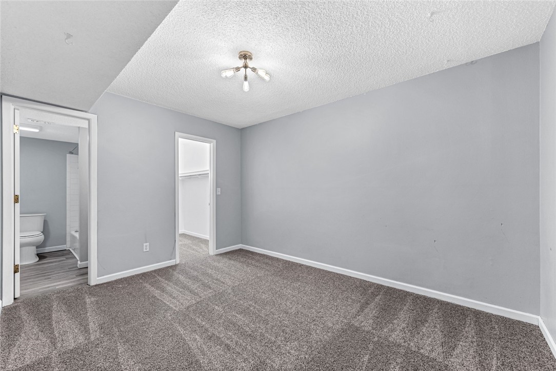 Townhouse Tct 3 A/K/A Drake Court Bvv - Residential