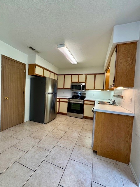 Fox Run - Residential Lease