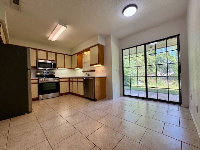 Fox Run - Residential Lease