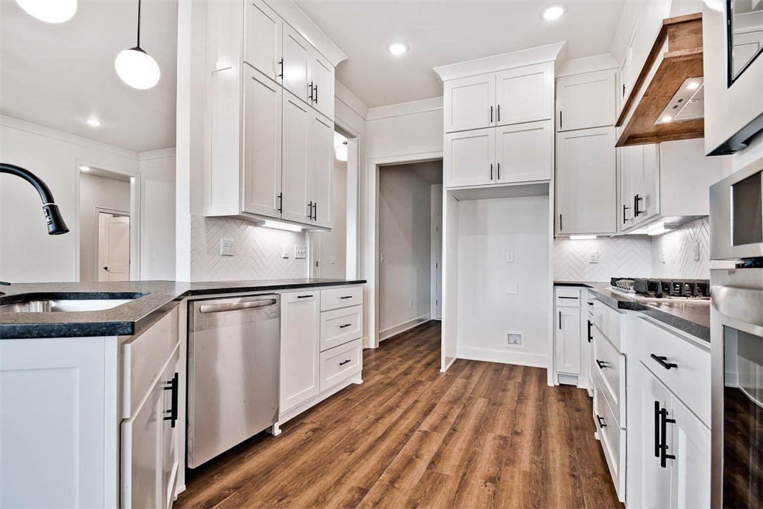 Country Club - Residential