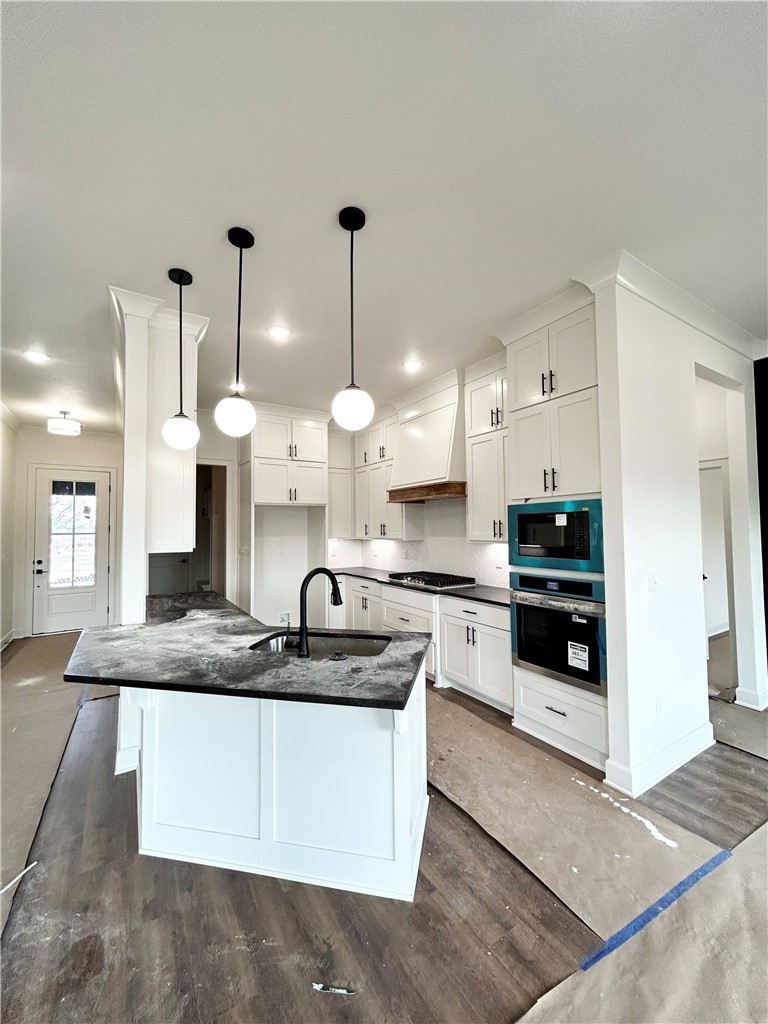 Country Club - Residential