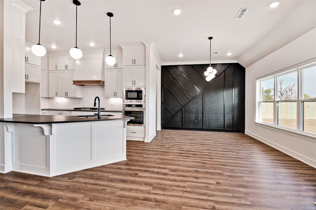 Country Club - Residential