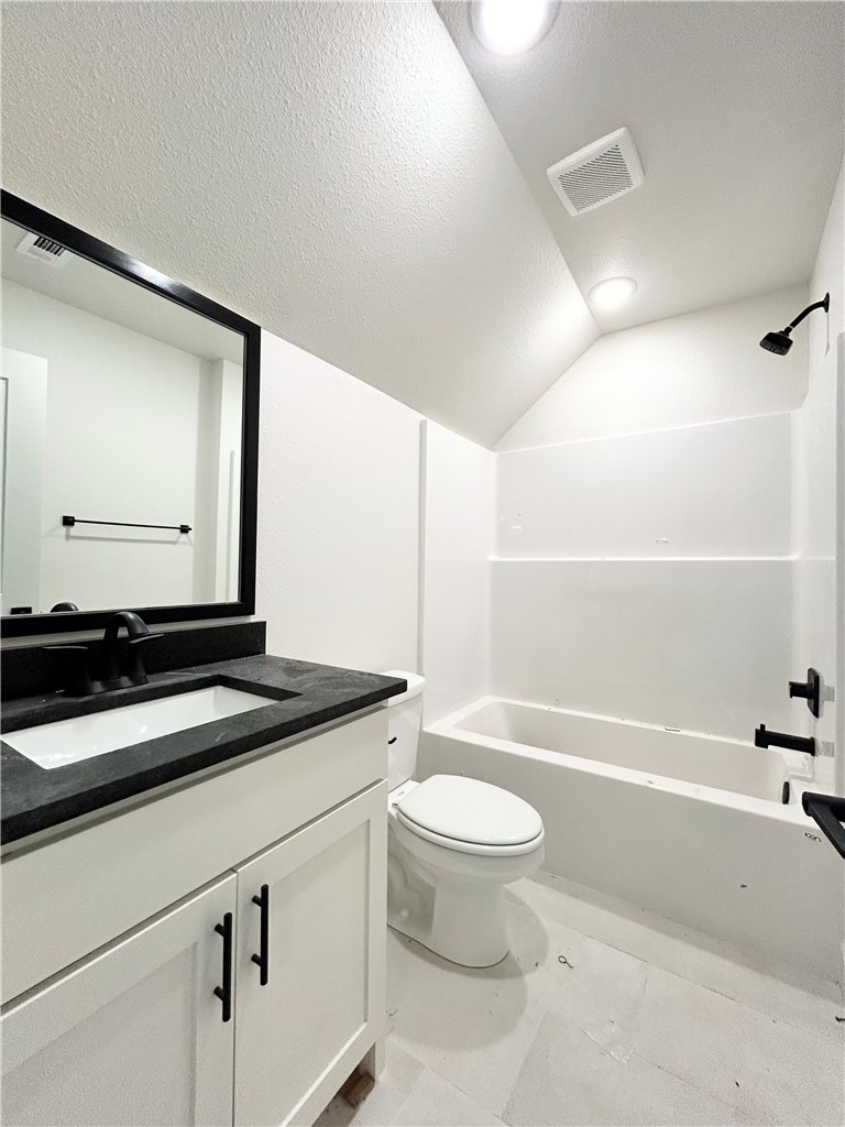 Country Club - Residential