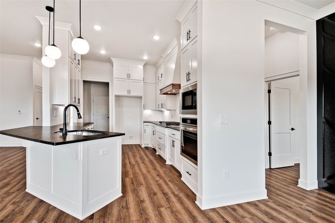 Country Club - Residential