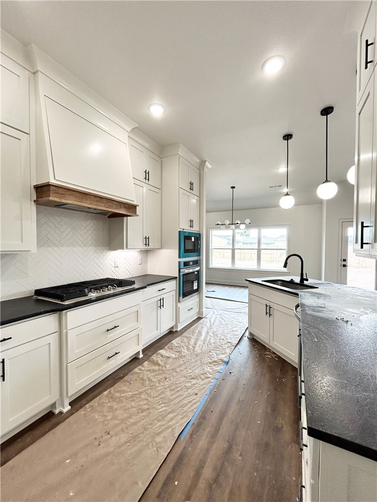 Country Club - Residential