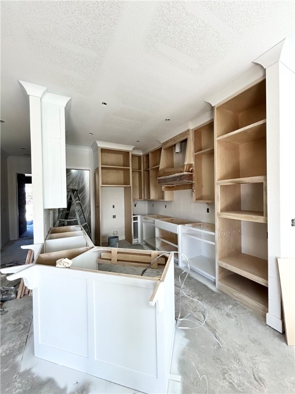 Country Club - Residential