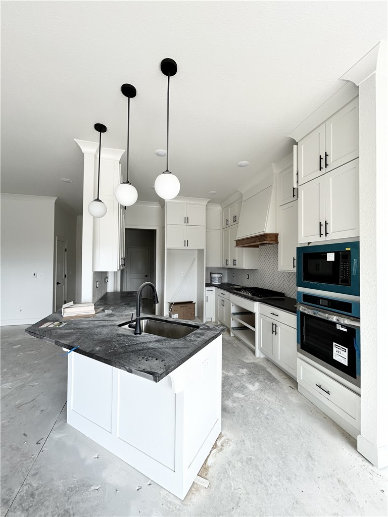 Country Club - Residential