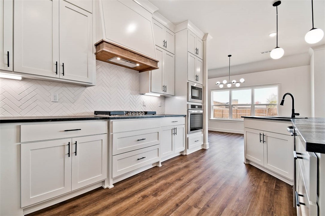 Country Club - Residential