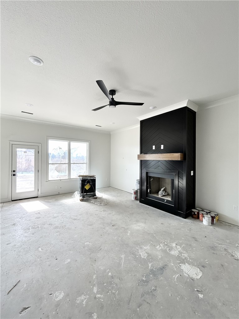 Country Club - Residential