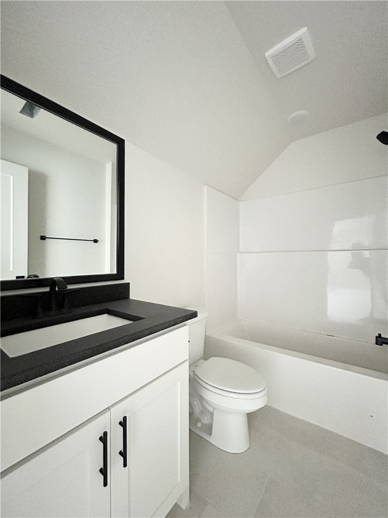 Country Club - Residential