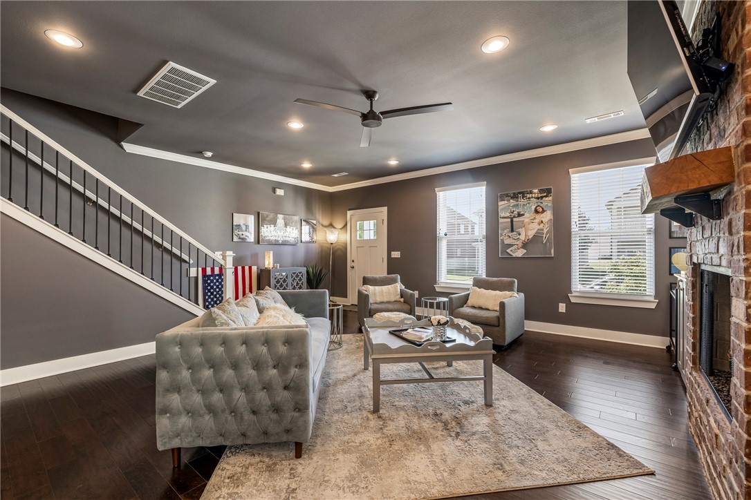 Oldetown Estates Rogers - Residential