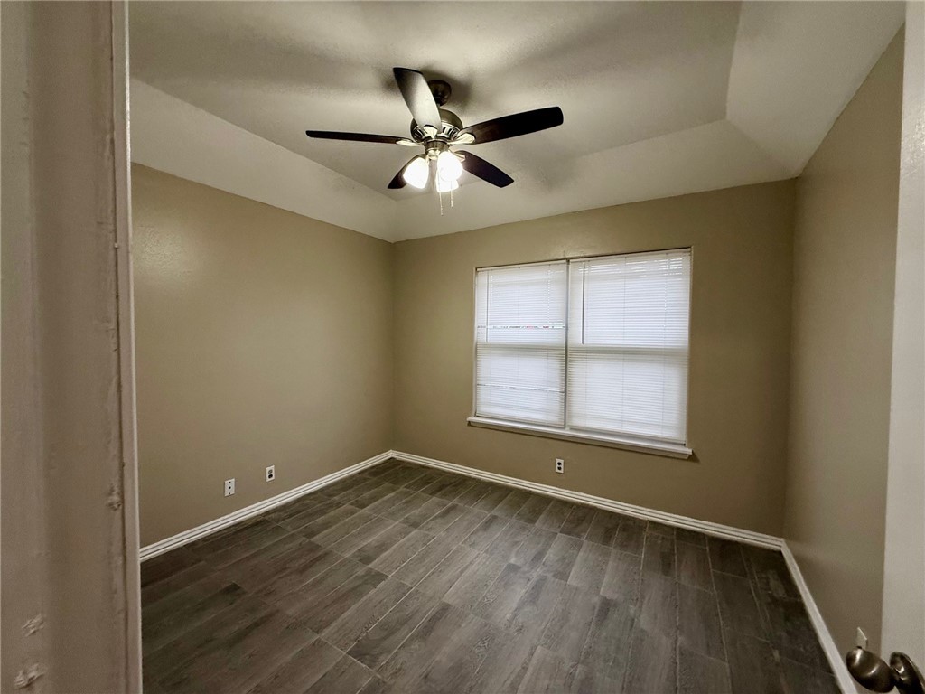 Rollers Ridge Sub Rogers - Residential Lease