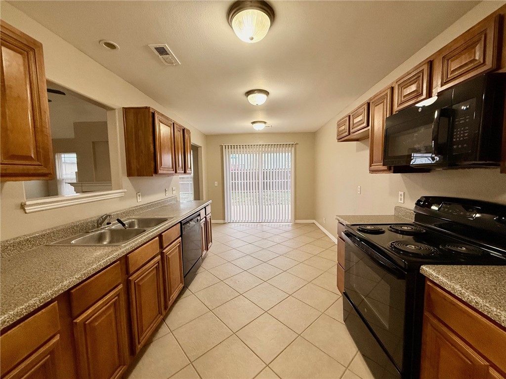 Rollers Ridge Sub Rogers - Residential Lease