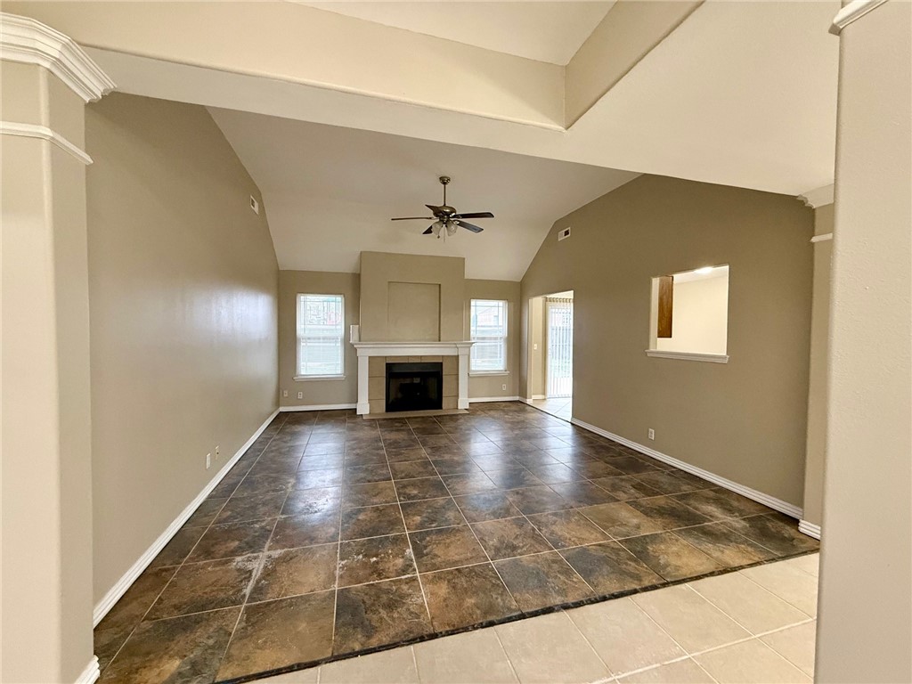 Rollers Ridge Sub Rogers - Residential Lease