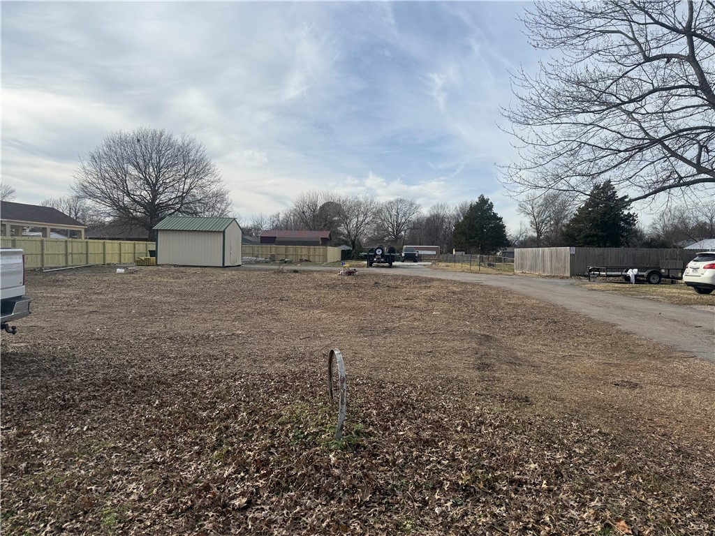 Springdale Outlots - Land