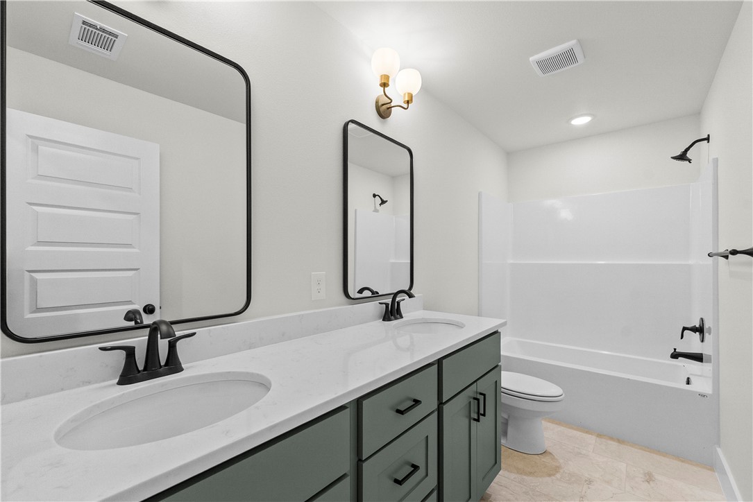 Maple Estates - Residential