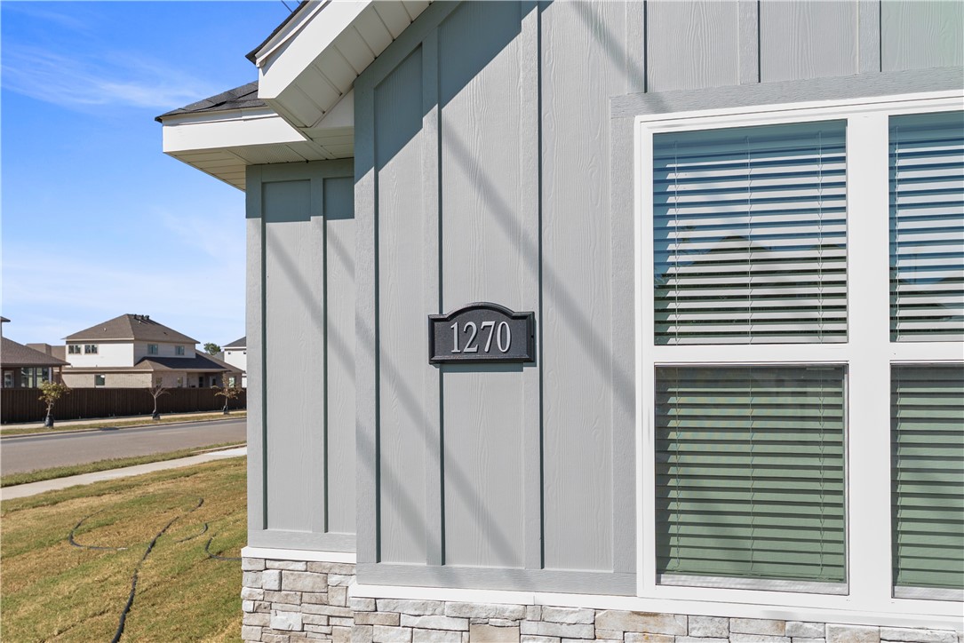 Maple Estates - Residential