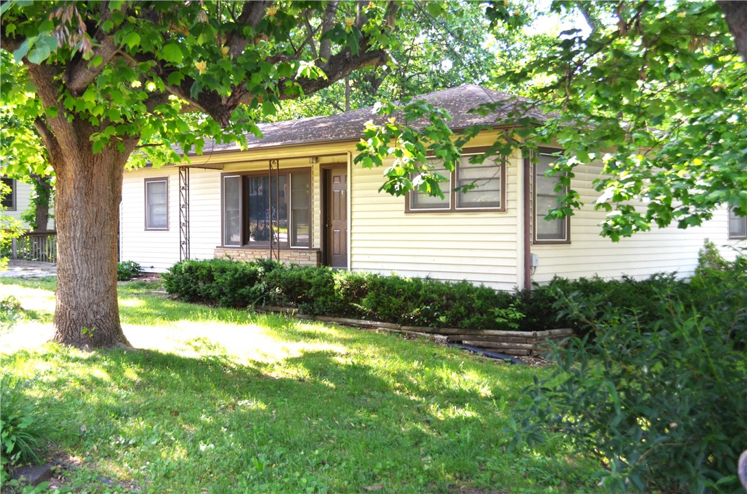Welcome to this inviting 3-bedroom, 1-bath home offering 1,264 sq ft of comfortable, single-level living. Situated on a corner lot, this home is perfect for first-time buyers, small families, or anyone looking to downsize.
Enjoy warm, hardwood floors in the living and dining rooms, adding character and style to the main living areas. The rest of the home offers a practical layout with plenty of natural light and cozy spaces to make your own.
Outside, mature shade trees provide a peaceful setting and added privacy. With its great location close to local amenities and priced at just $149,900, this home is a must-see!
Schedule your private showing today—opportunity is knocking!