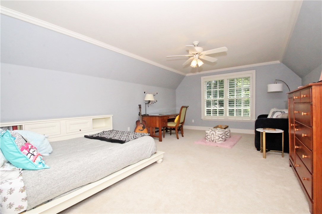 Pinnacle Golf & Cc Rogers - Residential