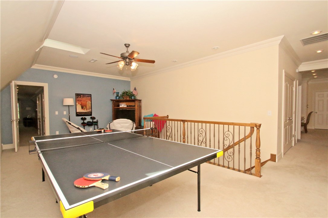 Pinnacle Golf & Cc Rogers - Residential