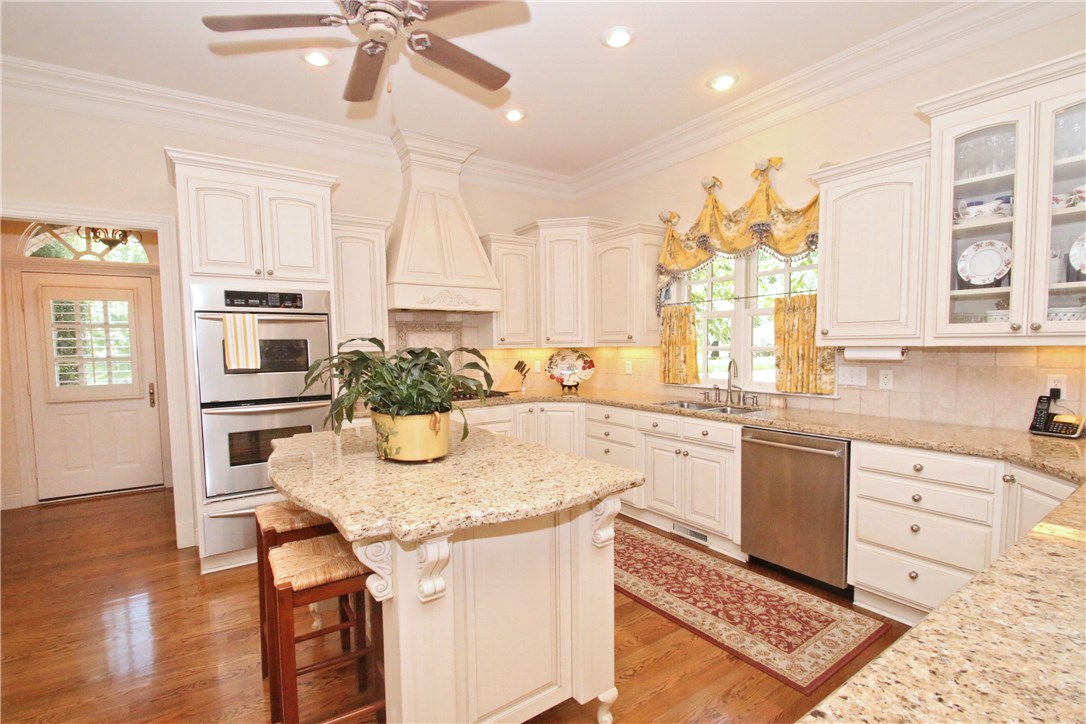 Pinnacle Golf & Cc Rogers - Residential