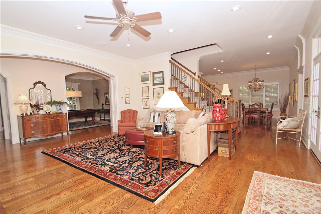 Pinnacle Golf & Cc Rogers - Residential