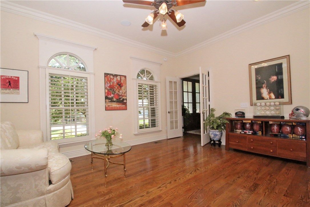 Pinnacle Golf & Cc Rogers - Residential