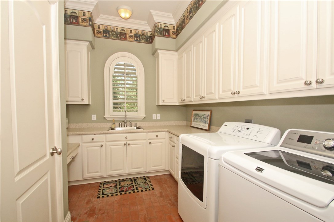 Pinnacle Golf & Cc Rogers - Residential