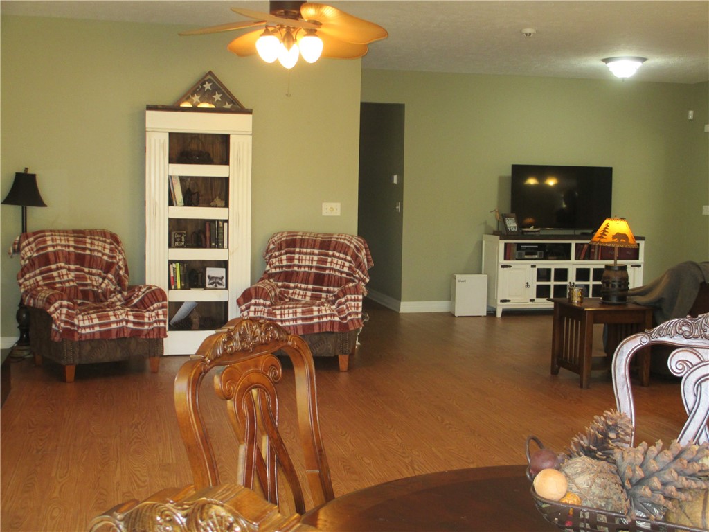 Unit 5 Holiday Island - Residential