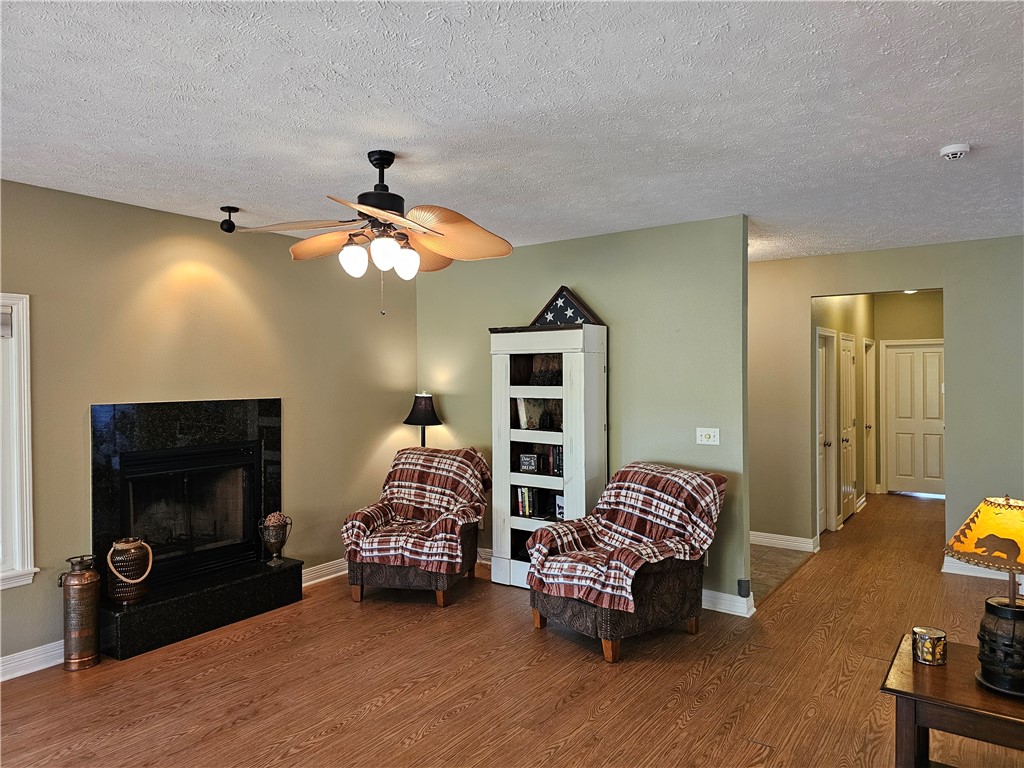 Unit 5 Holiday Island - Residential