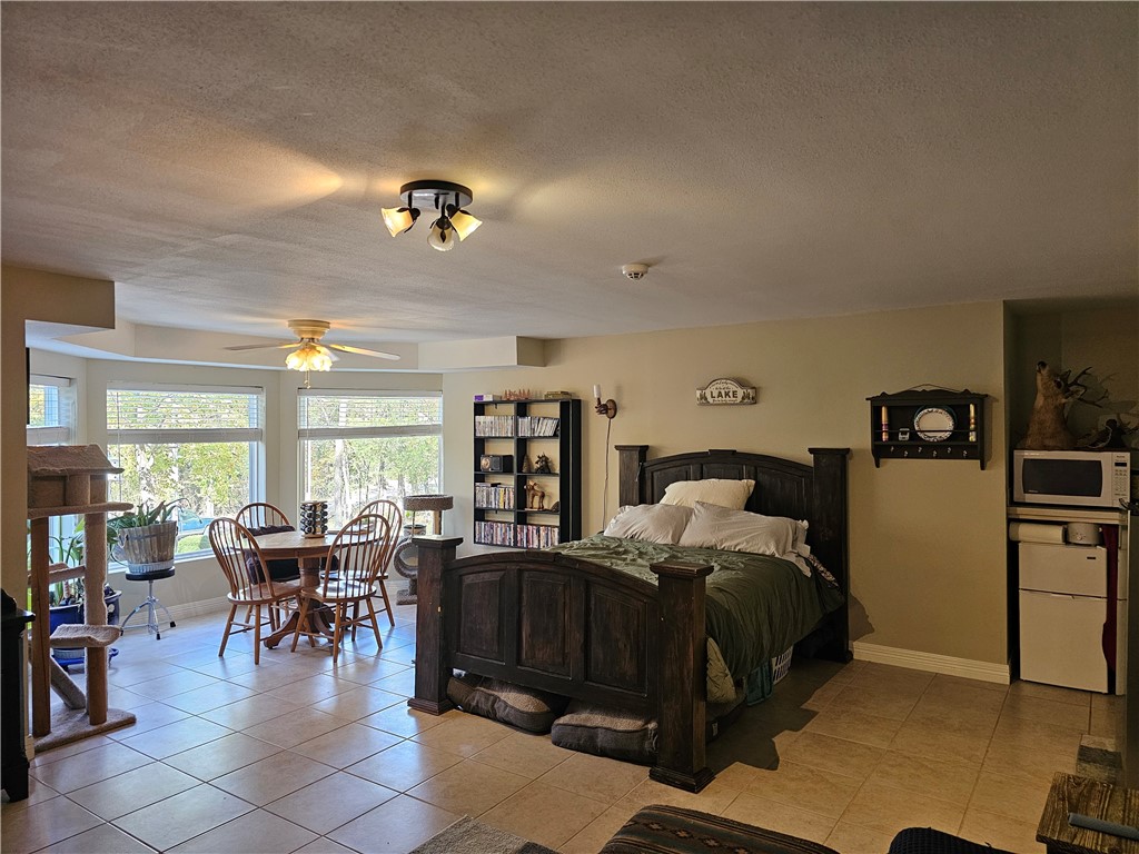 Unit 5 Holiday Island - Residential