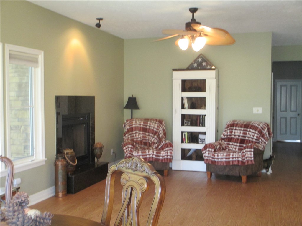 Unit 5 Holiday Island - Residential