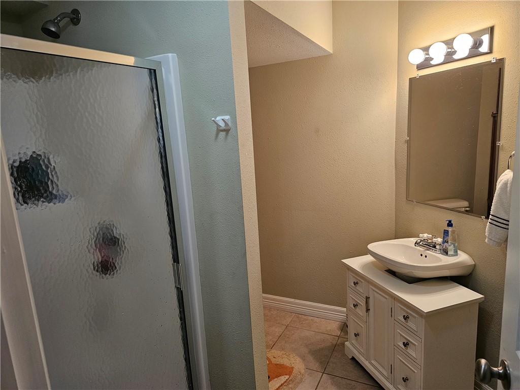 Unit 5 Holiday Island - Residential