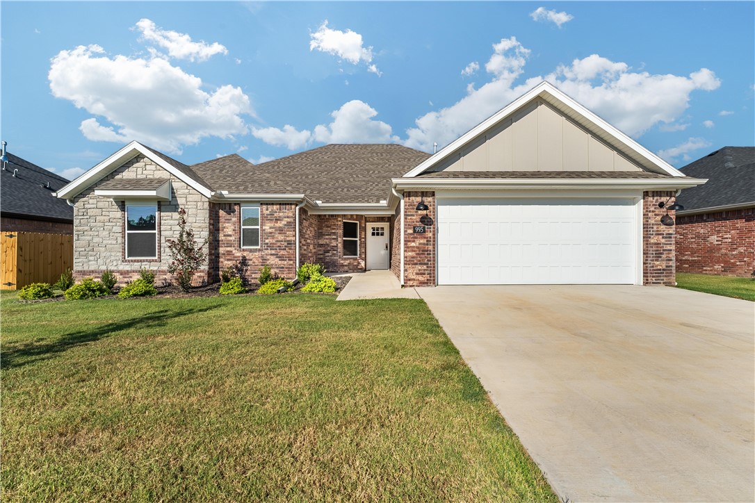Seller offering $5,000 in Buyer Closing Costs!! This captivating Hickorywood Plan offers 4 bedrooms, 2 bathrooms, and a generous 1841 sqft of living space, thoughtfully designed to provide the perfect blend of elegance and practicality. This home features granite countertops and custom cabinetry, elevating the style and functionality throughout. The pantry offers ample storage space for all your essentials, ensuring a well-organized and clutter-free kitchen. Indulge in the luxury of a separate shower and tub in the master suite. Enjoy an abundance of natural lighting that fills the home, creating a bright and cheerful atmosphere that welcomes you with warmth. Cozy up to the gas fireplace, adding warmth and charm to the living area, creating a perfect space to create cherished memories during colder evenings. The open-concept layout embraces the living room, dining space, and kitchen, creating a seamless flow that fosters a warm and welcoming atmosphere. ** Please note, gas logs not included for liability reasons**