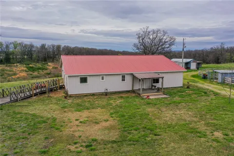 MLS: 1303329