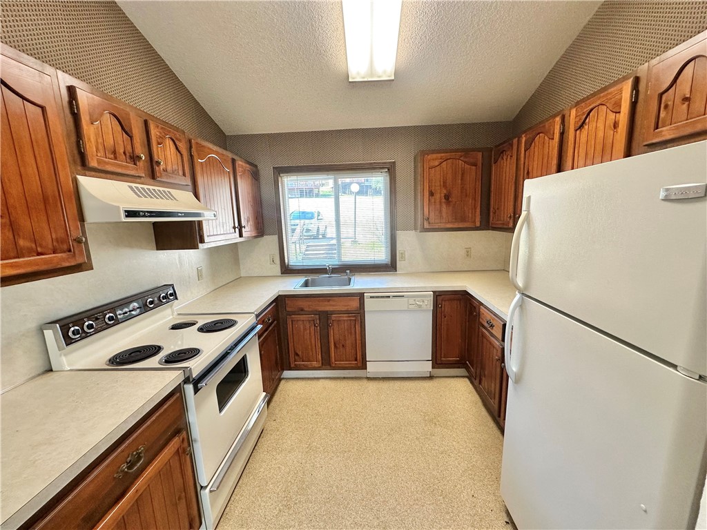 Unit 103 Holiday Island - Residential