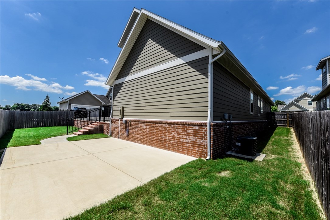 Rocky Creek Sub Rogers - Residential