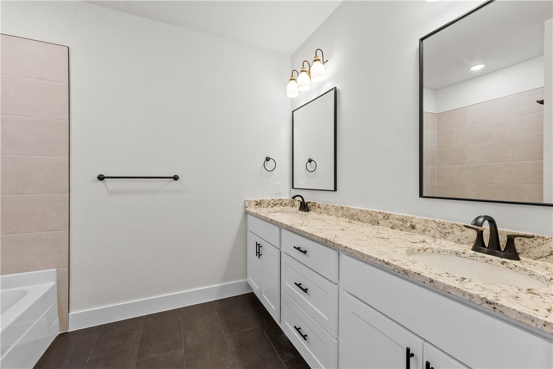 Maple Estates - Residential