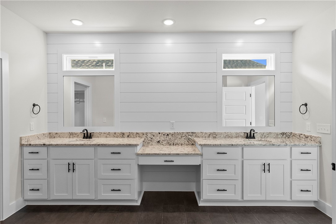 Maple Estates - Residential