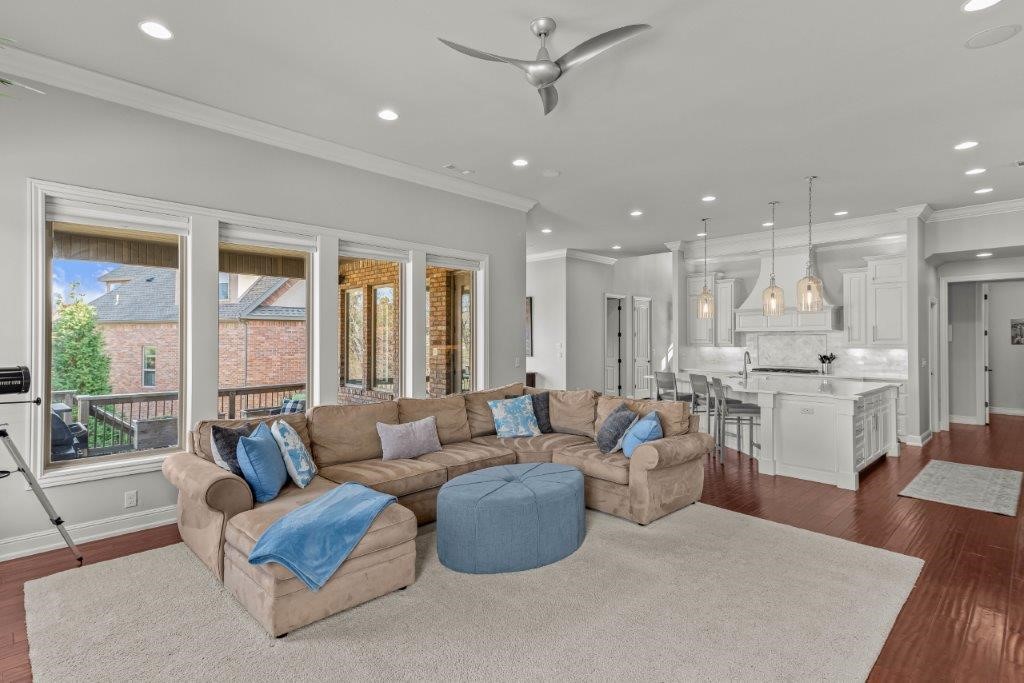 Shadow Valley - Residential