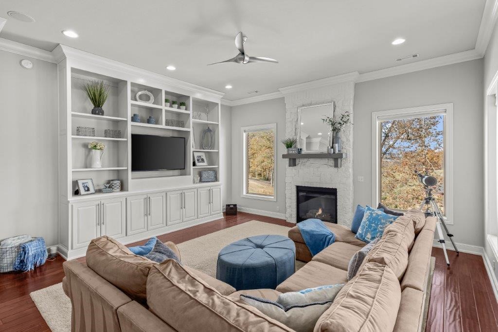 Shadow Valley - Residential