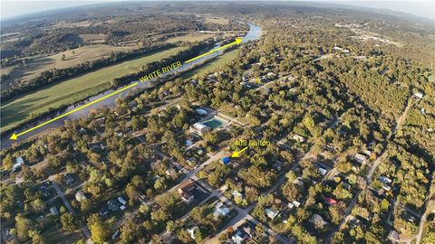 Photo of 408 Dalton Avenue, Cotter, AR 72626 (MLS # 1326133)
