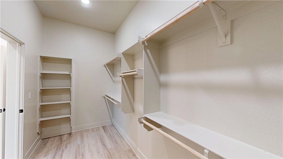 Bellview Place Rogers - Residential Income