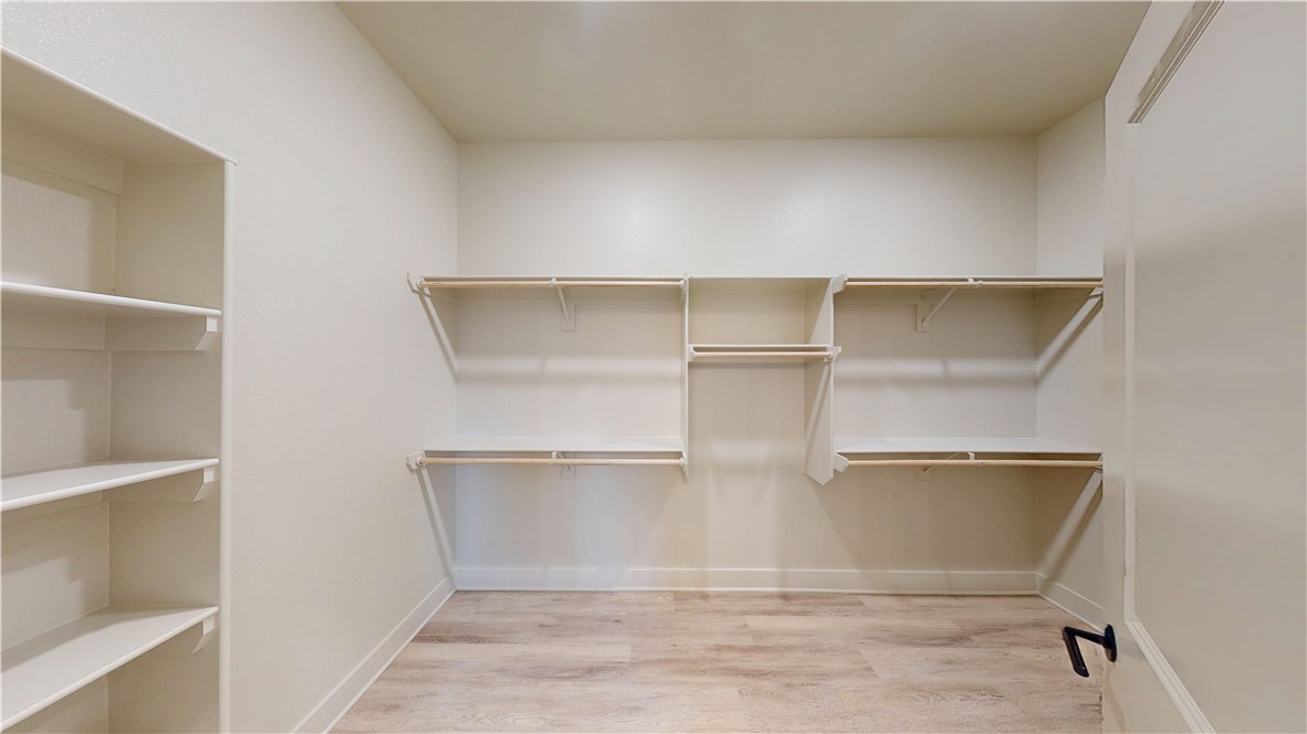 Bellview Place Rogers - Residential Income