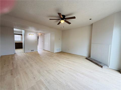 Photo of 1701 S West End Street 9 #9, Springdale, AR 72764 (MLS # 1353684)