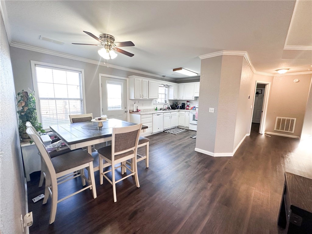 Whitten Court Add Rep Lts 1 & 2 - Residential