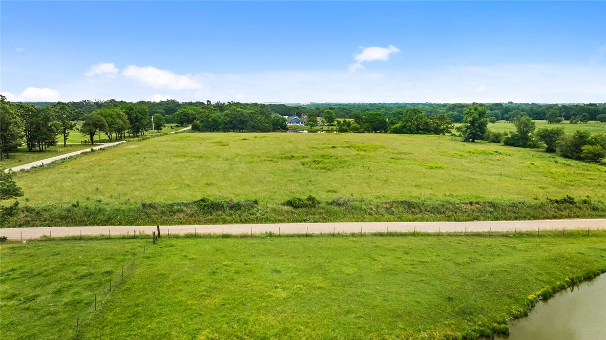 A beautiful 8 ac mol pasture opportunity waiting for you! Come see your dreams come true with lots of vision and lovely house plans or business plan, create the impossible on your own dirt! Truly a great opportunity for someone!
Call! Let's figure it out together!