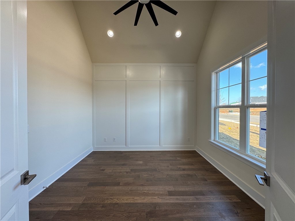 Crescent View - Residential