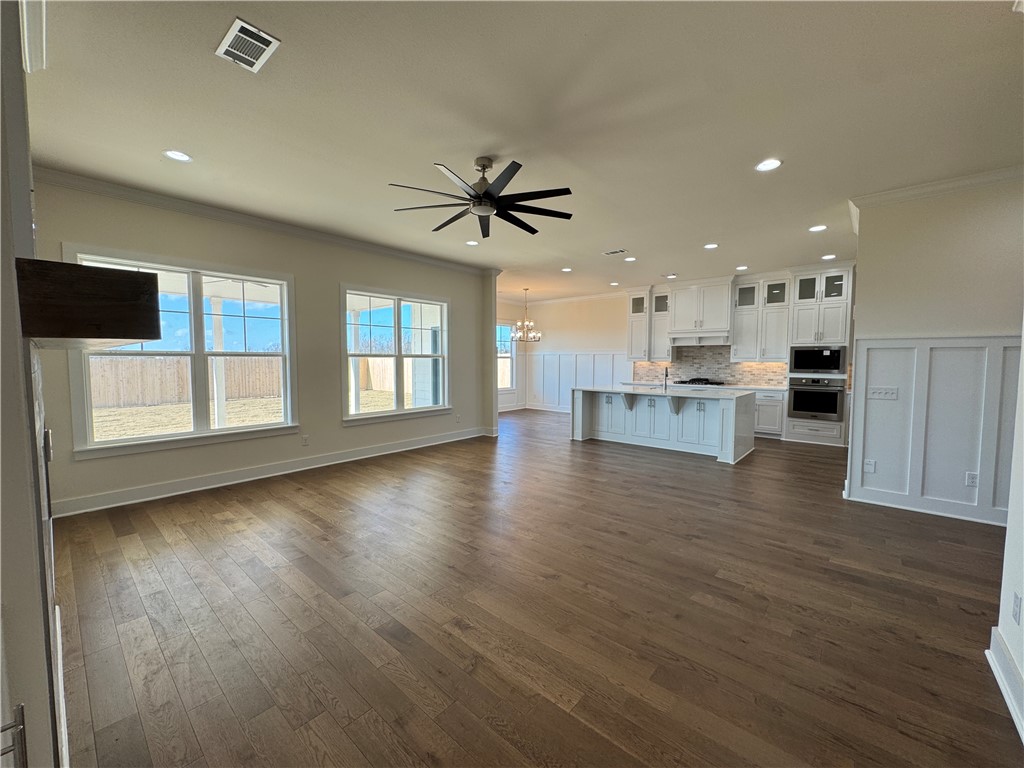 Crescent View - Residential