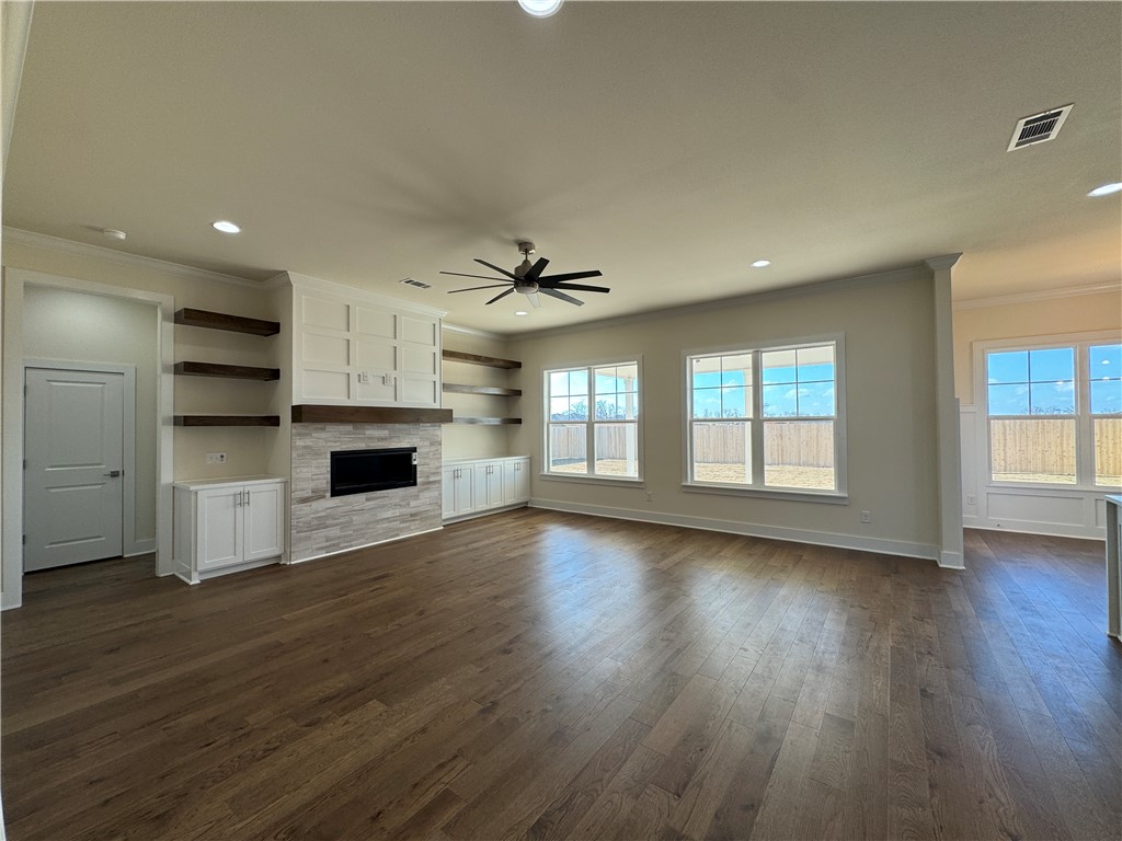 Crescent View - Residential